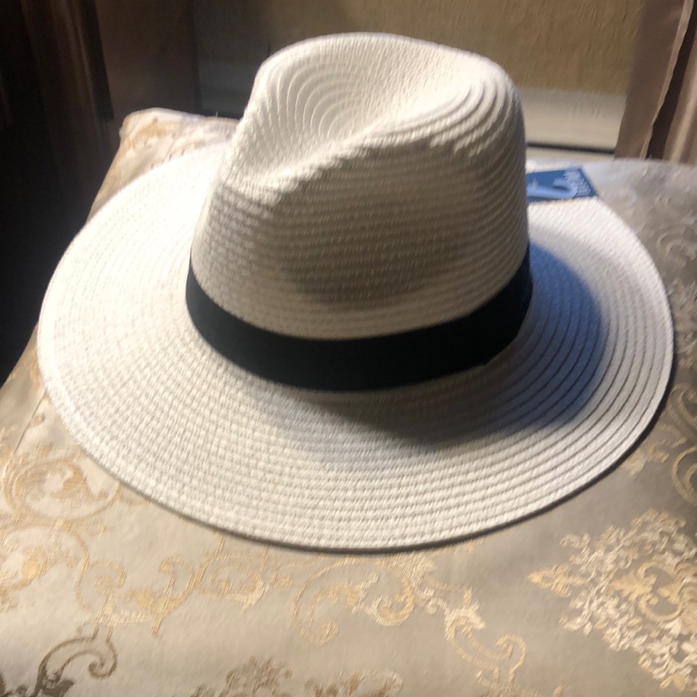 NWOT White Summer Hat
